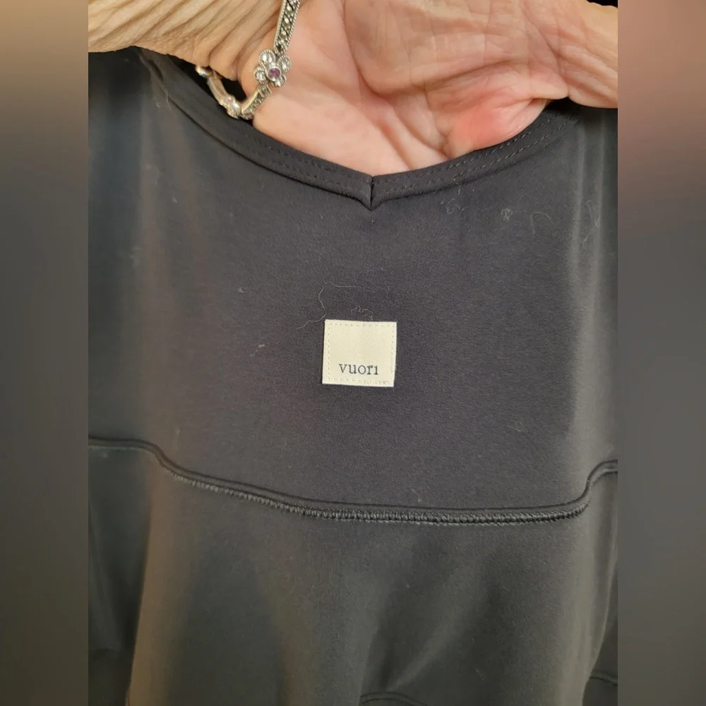 Vuori Mindset Jumpsuit•Open Back Performance Onesie•Black•FLAWLESS•Medium - Picture 10 of 15